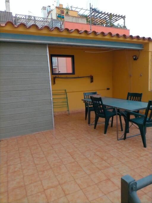 Villa Preciosa Casa De 2 Pisos A 50 Metros De La Playa à Canet De Mar Extérieur photo